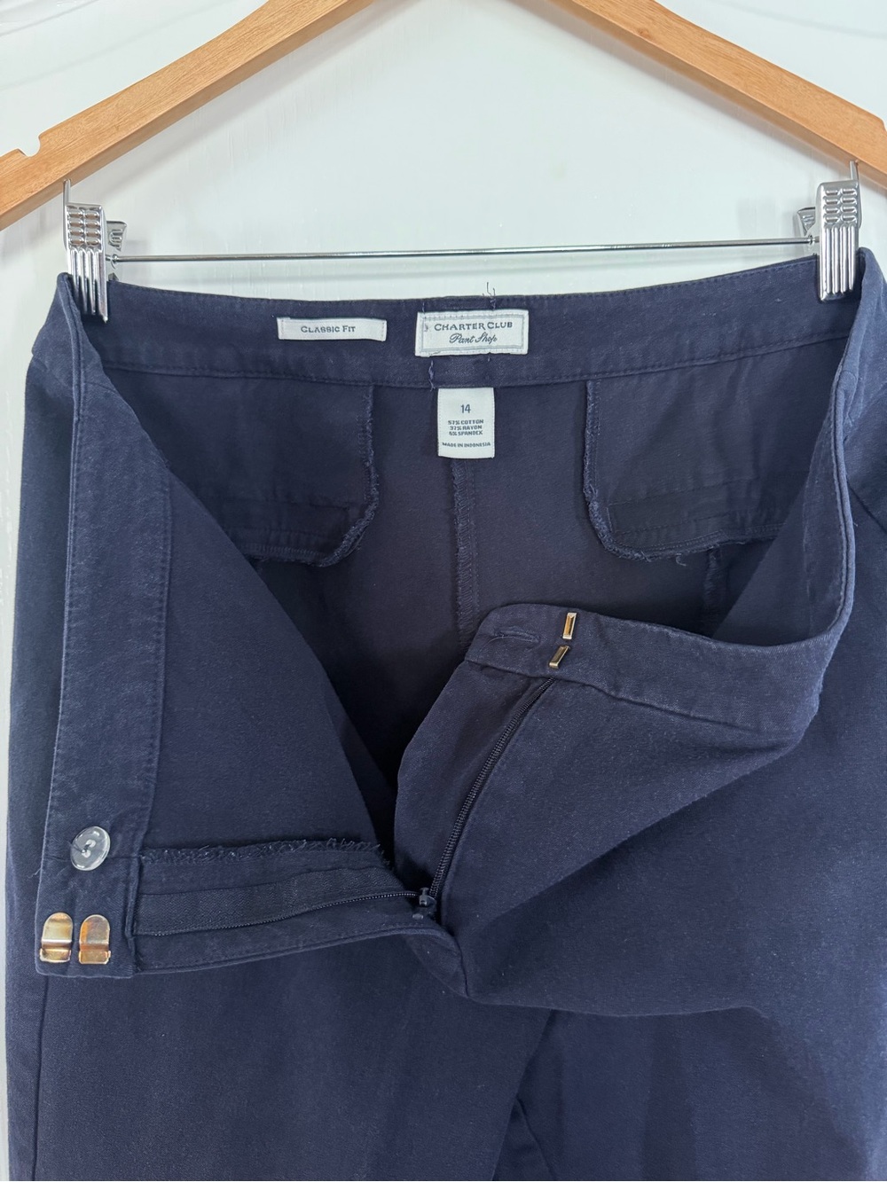Navy Straight-Leg Crop/Capri Pants, sz 14